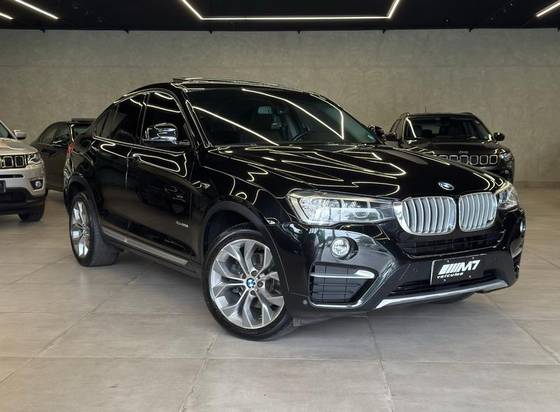 BMW X4 2.0 28I X LINE 4X4 16V TURBO GASOLINA 4P AUTOMÁTICO BMW X4 2.0 28I X LINE 4X4 16V TURBO GASOLINA 4P AUTOMÁTICO